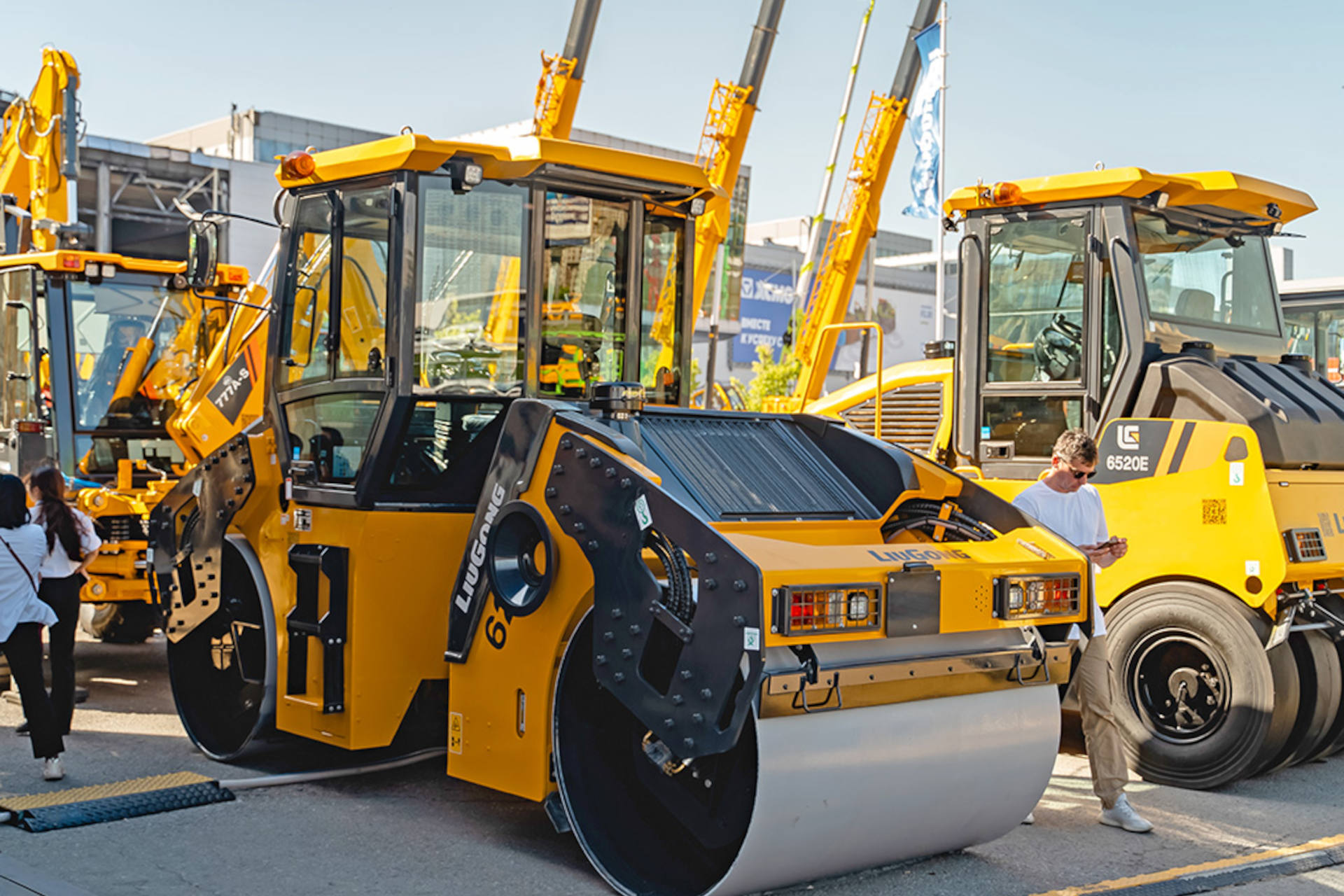 Катки, фрезы и асфальтоукладчики LiuGong: полный обзор для российского рынка