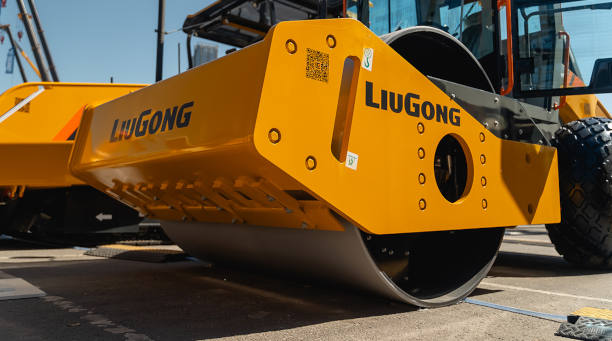 Катки, фрезы и асфальтоукладчики LiuGong: полный обзор для российского рынка<